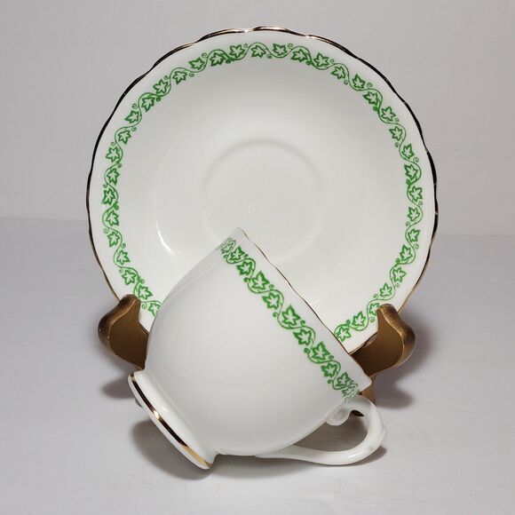 English Castle Teacup and Saucer Green Leaves Vintage - Picture 5 of 11